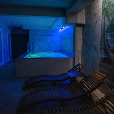Lime House, Aparthotel 4*