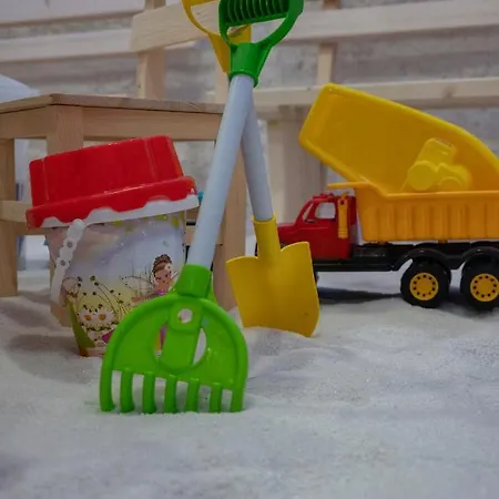 Lime House, Κιουστεντίλ