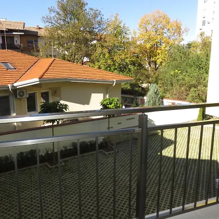 Aparthotel Lime House,