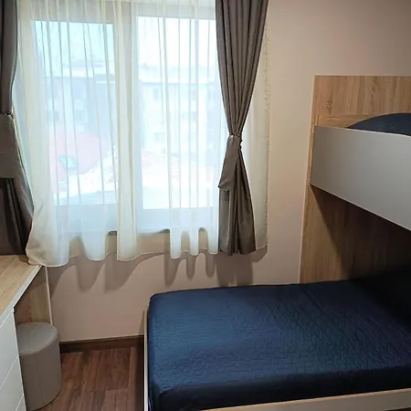 Ξενοδοχείο με διαμερίσματα Lime House,