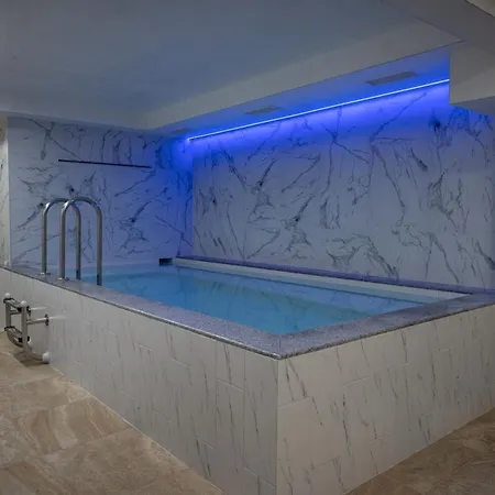 Lime House, Ξενοδοχείο με διαμερίσματα 4*