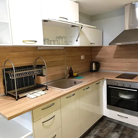 Lime House, 4*