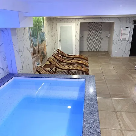 Lime House, Aparthotel 4*