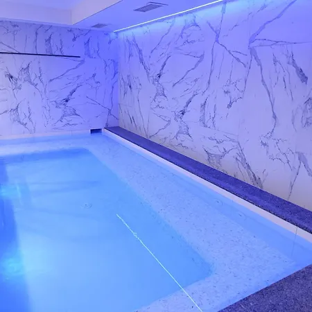 Lime House, Aparthotel 4*