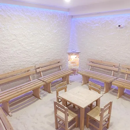 Lime House, Kjustendil