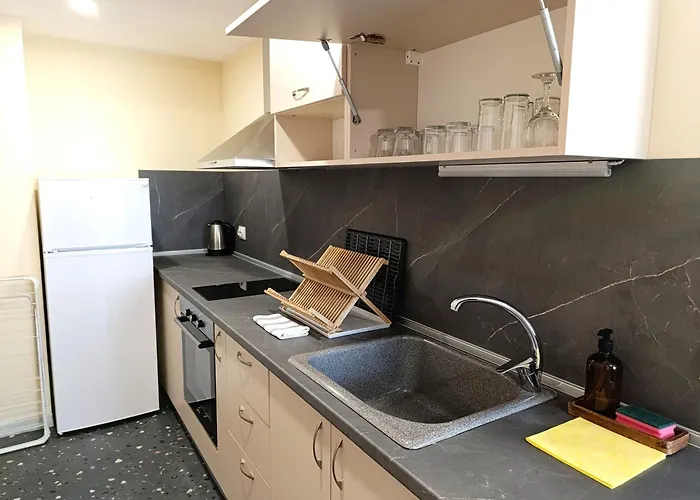 Lime House, Köstendil