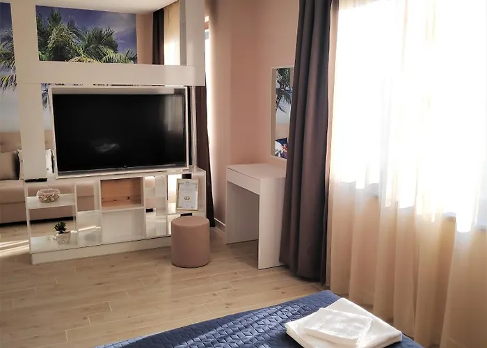 Lime House, Кюстендил